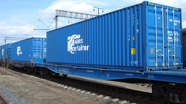Batterie al litio trasferite via treno con container refrigerati