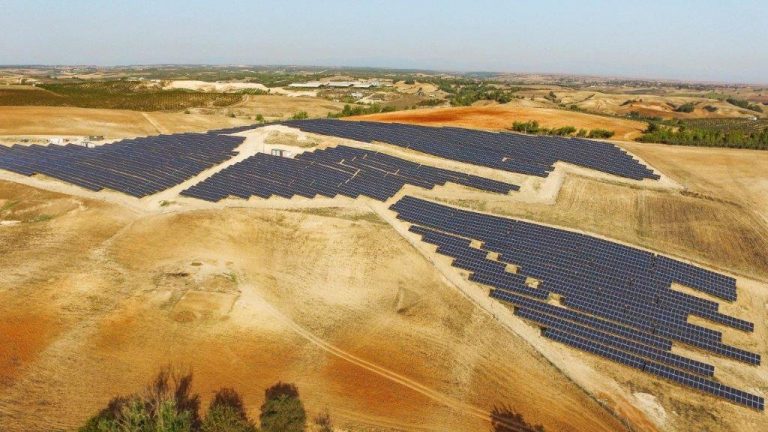 La più grande centrale fotovoltaica della Turchia avrà inverter e tecnologie di SMA
