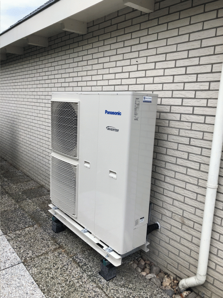 Integrazione fotovoltaico e pompe di calore con i pannelli Panasonic HIT KURO