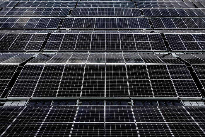 Italia Solare, aumenta il fotovoltaico ma il Paese è in ritardo