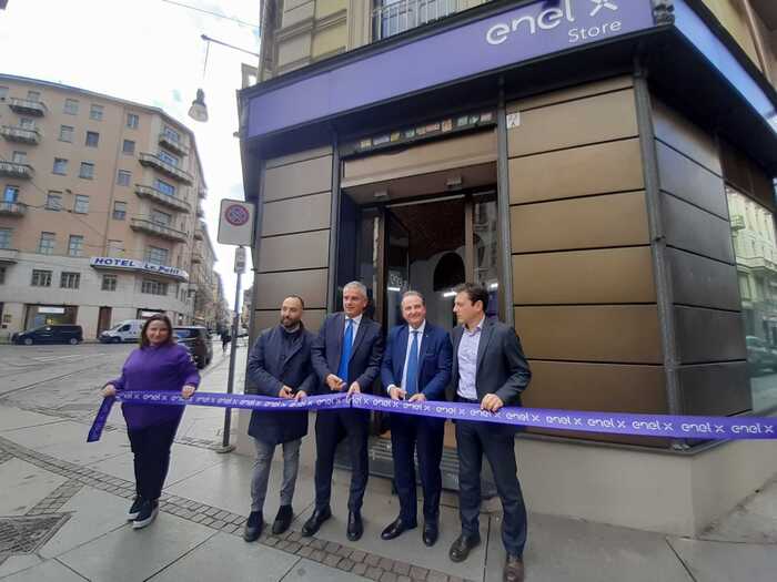 Enel X, inaugurato store a Torino